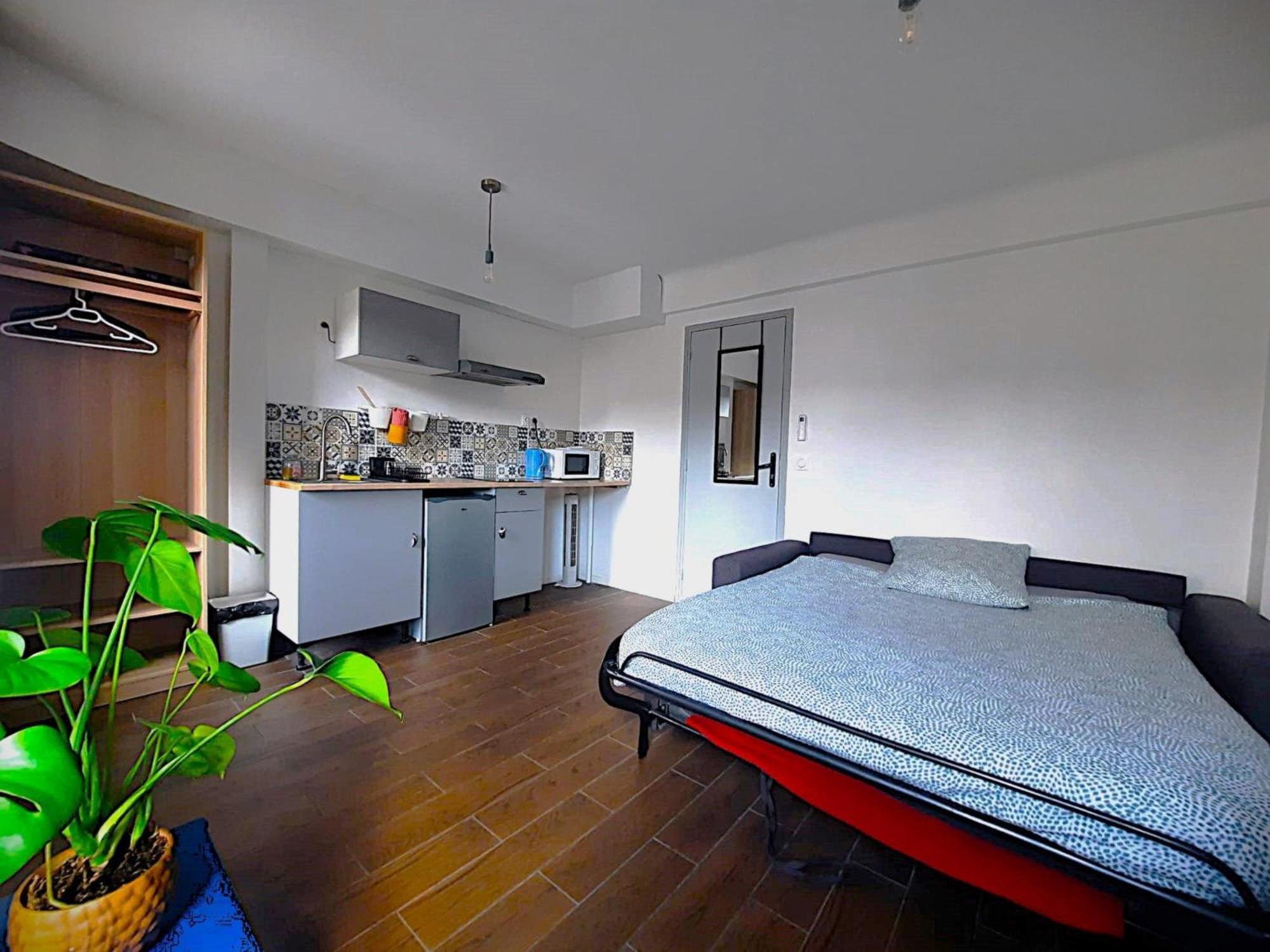 La 2, Climatisee Ac, Calme, Cuisine Privee Nizza